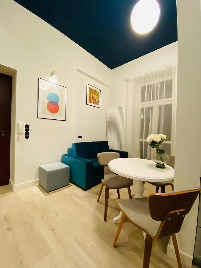 1 Syp, Kawa Vertuo, Kosmetyki Ada, 3 Min Metro Wilenska, By Visitwarsaw Apartments
